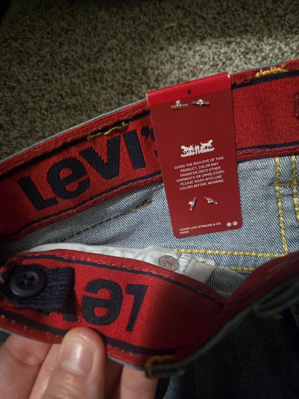Boys Levi Straight-Leg Jeans in Medium Blue